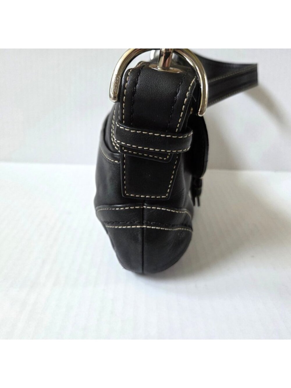 Vintage Coach Soho Black Leather Flap Shoulder Bag F10909 Y2K Contrast Stitching - Picture 5 of 16
